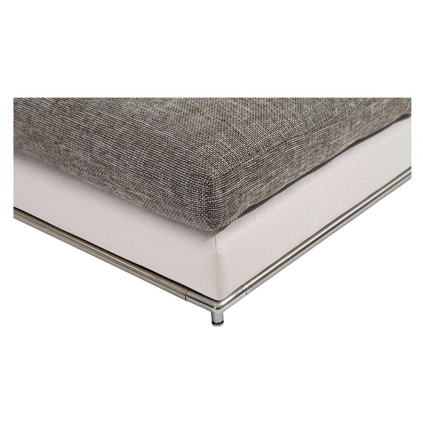 Hanna 2-Piece Sectional Sofa w/Left Chaise  alternate image, 7 of 8 images.