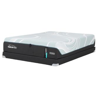 LuxeAdapt 2.0-Medium Hybrid King Mattress w/Low Foundation by Tempur-Pedic