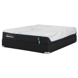Adapt 2.0-Medium Queen Mattress w/Regular Foundation by Tempur-Pedic