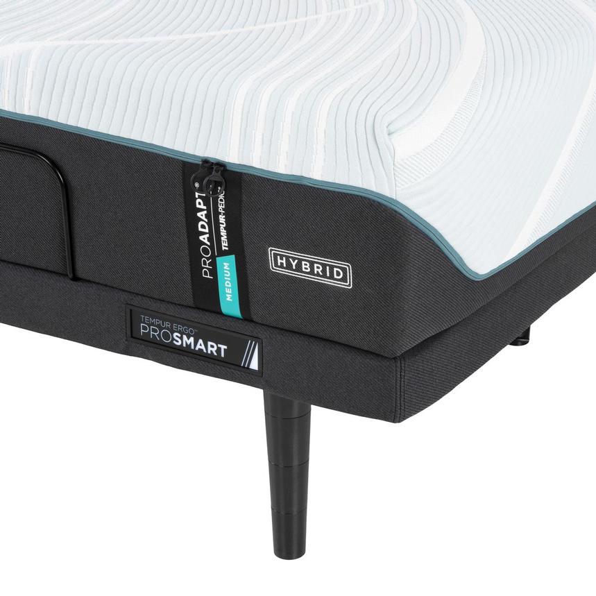 ProAdapt Medium Hybrid Queen Mattress w/Ergo® ProSmart Powered Base by Tempur-Pedic  alternate image, 4 of 6 images.
